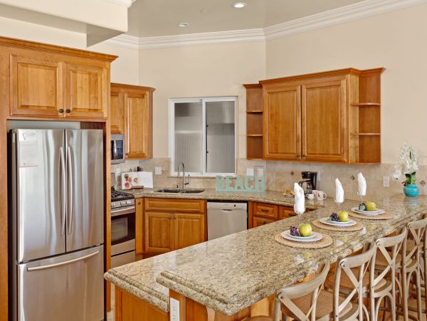 San Diego Oceanside 8 Bedroom Oceanfront Residence 18 Guests