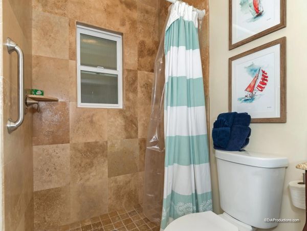 San Diego Oceanside 8 Bedroom Oceanfront Residence 18 Guests