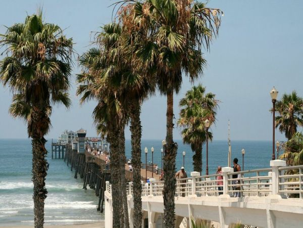 San Diego Oceanside 8 Bedroom Oceanfront Residence 18 Guests