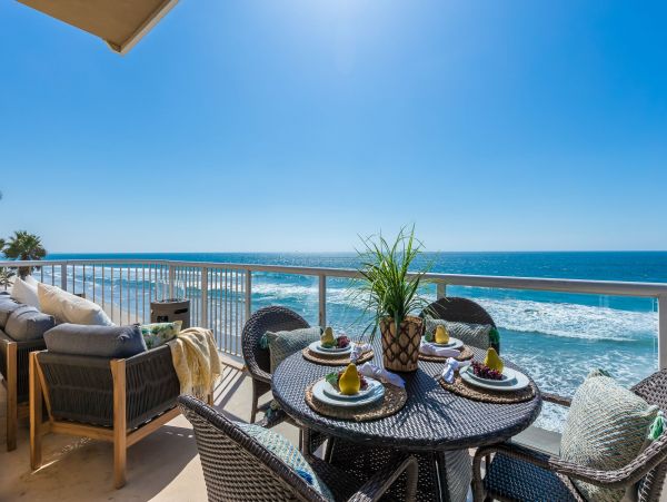 Oceanfront Vacation Home In Oceanside 6 Bedrooms Ocean View