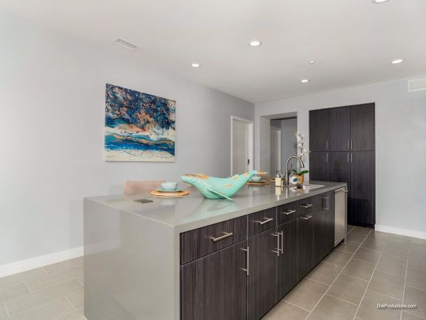 San Diego Beach Communities North Condo 995695