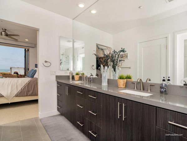 San Diego Beach Communities North Condo 995695