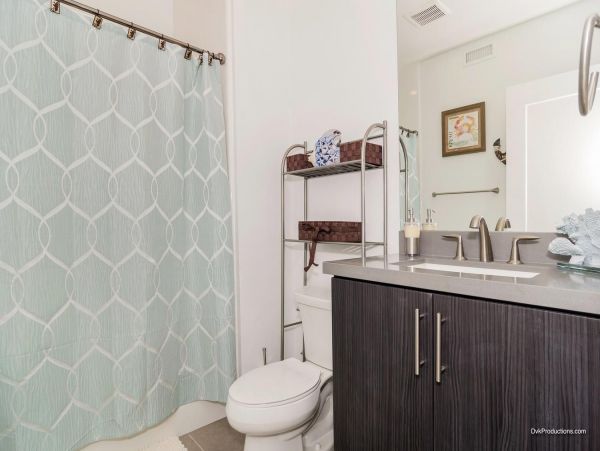 San Diego Beach Communities North Condo 995695