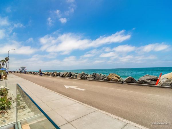 San Diego Beach Communities North Condo 995695