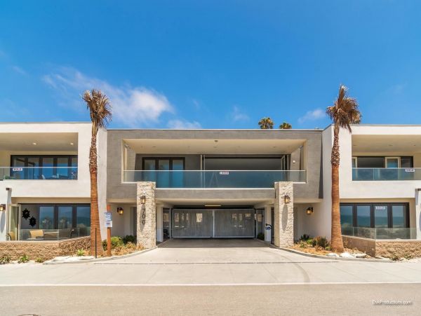 San Diego Beach Communities North Condo 995695