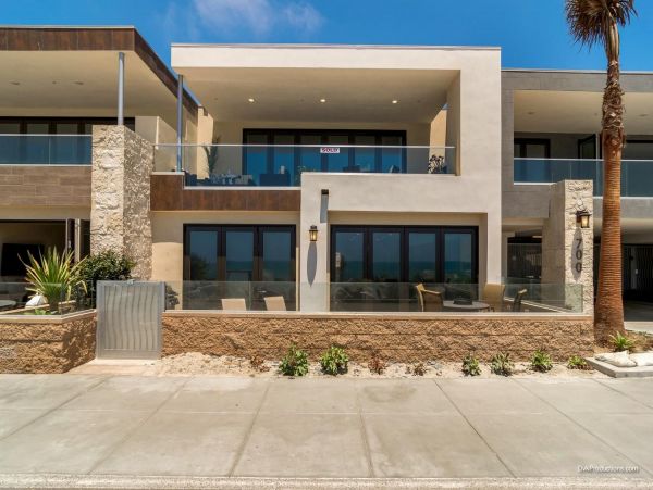 San Diego Beach Communities North Condo 995695