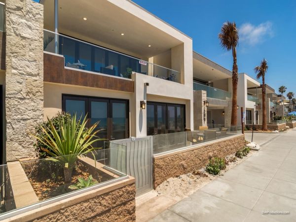San Diego Beach Communities North Condo 995695