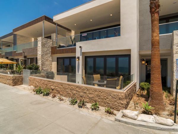 San Diego Beach Communities North Condo 995695