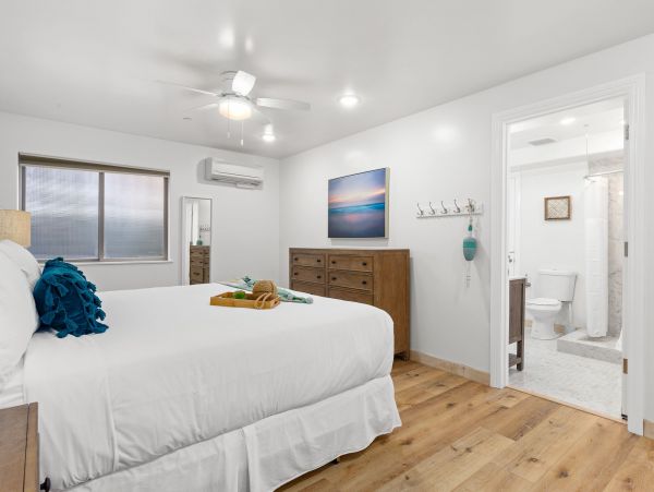 Beachfront Vacation Home In Oceanside 14 Guests