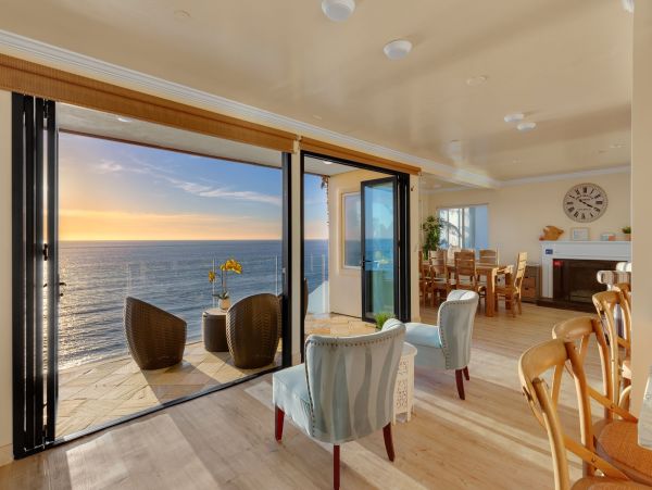 San Diego Beach Communities North Condo 995698