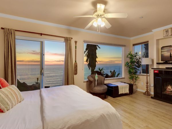 San Diego Beach Communities North Condo 995698