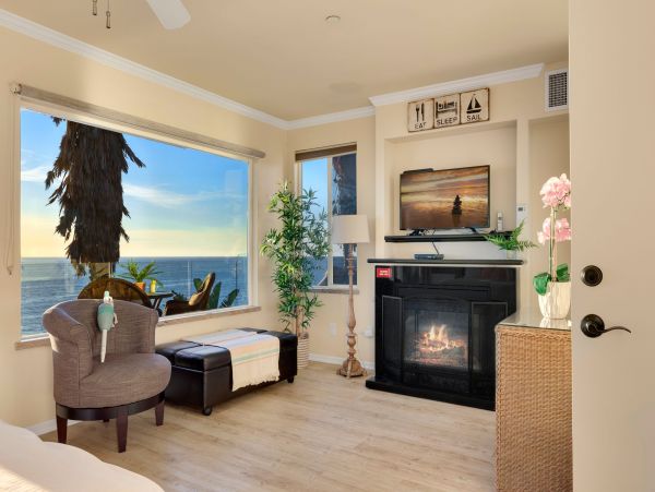 San Diego Beach Communities North Condo 995698