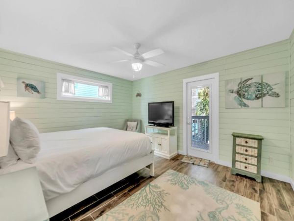Bradenton Beach Vacation Home With Pool Steps From Beach
