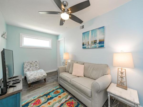 Bradenton Beach Vacation Home With Pool Steps From Beach