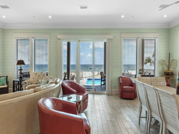 Gorgeous House with 10 Bedrooms in Orange Beach