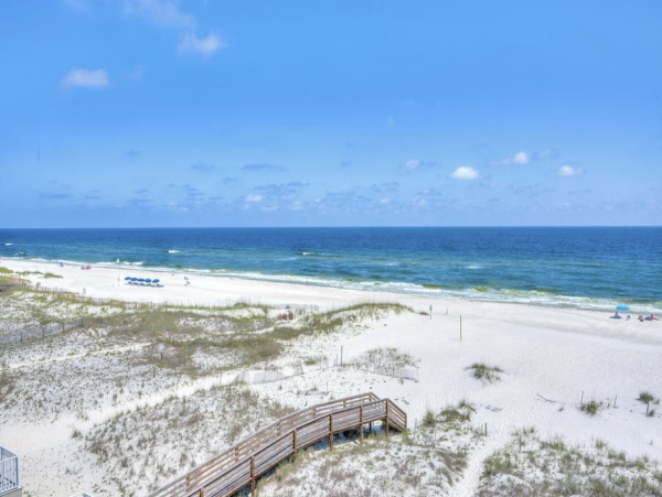 Gorgeous House with 10 Bedrooms in Orange Beach