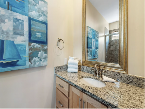 Gorgeous House with 10 Bedrooms in Orange Beach