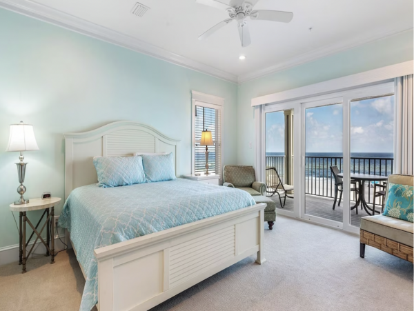 Gorgeous House with 10 Bedrooms in Orange Beach