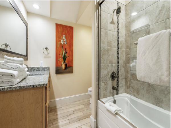 Gorgeous House with 10 Bedrooms in Orange Beach