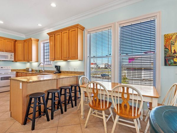 Beachfront Heaven 6 Bedroom Vacation Home In Gulf Shores