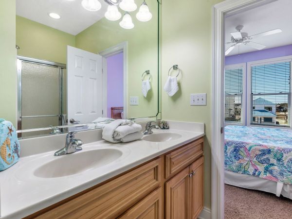 Beachfront Heaven 6 Bedroom Vacation Home In Gulf Shores