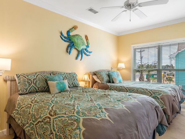 Gorgeous 6 Bedroom Vacation Home Ideal Location 22 Guests