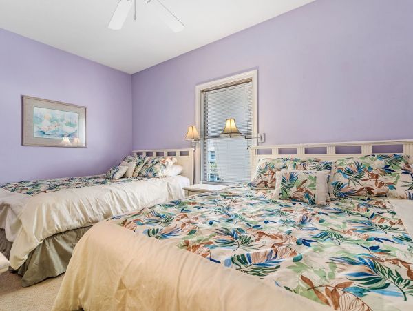 Gorgeous 6 Bedroom Vacation Home Ideal Location 22 Guests