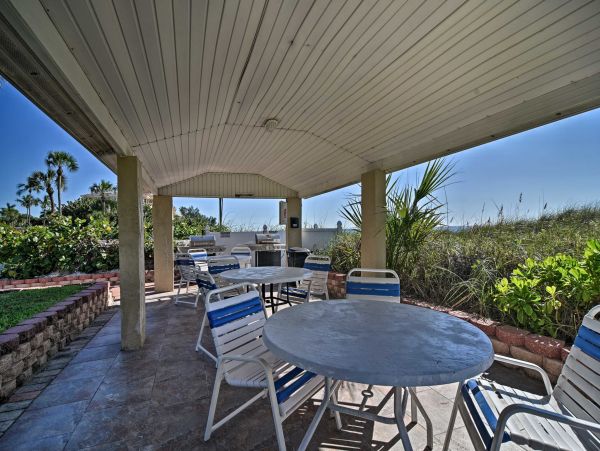 Lovely One Bedroom Longboat Key Condo Direct Beach Access