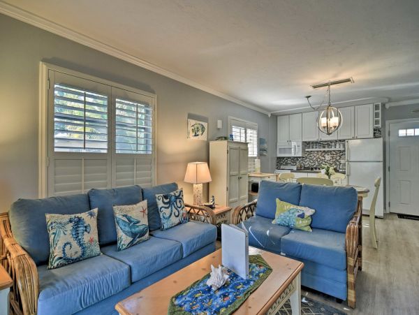 Lovely One Bedroom Longboat Key Condo Direct Beach Access