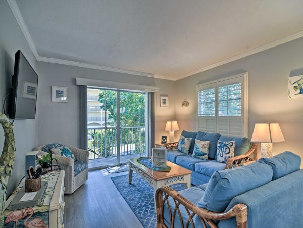Lovely One Bedroom Longboat Key Condo Direct Beach Access