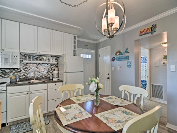 Lovely One Bedroom Longboat Key Condo Direct Beach Access