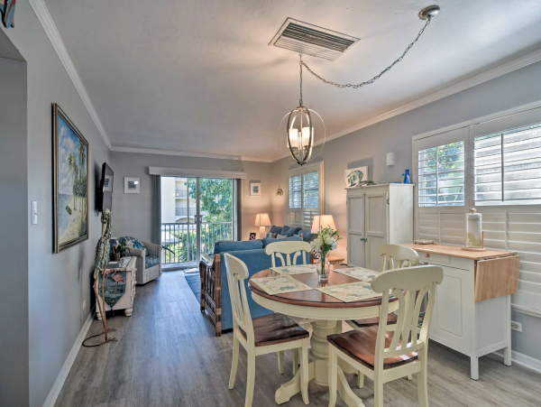 Lovely One Bedroom Longboat Key Condo Direct Beach Access