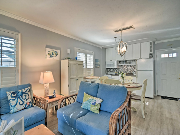 Lovely One Bedroom Longboat Key Condo Direct Beach Access