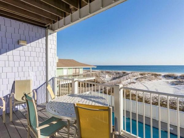 Eight Bedroom Beach Or Rent Both Sides of Duplex