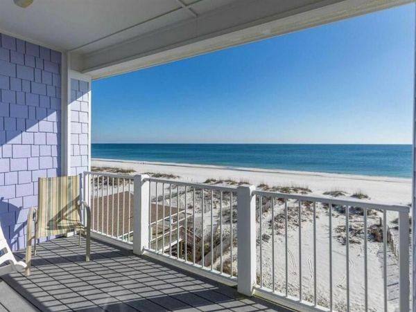 Eight Bedroom Beach Or Rent Both Sides of Duplex