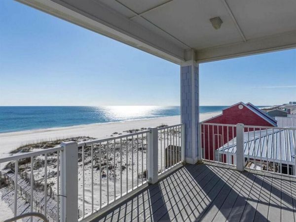 Eight Bedroom Beach Or Rent Both Sides of Duplex