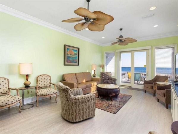 Eight Bedroom Beach Or Rent Both Sides of Duplex