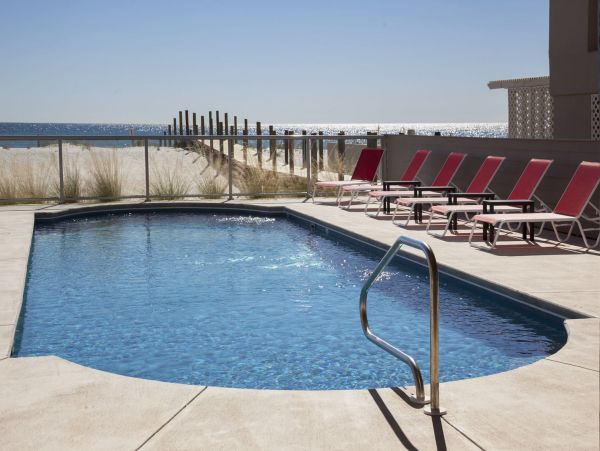 On Beach Gulf Shores Vacation Home Sleeps 56 Guests