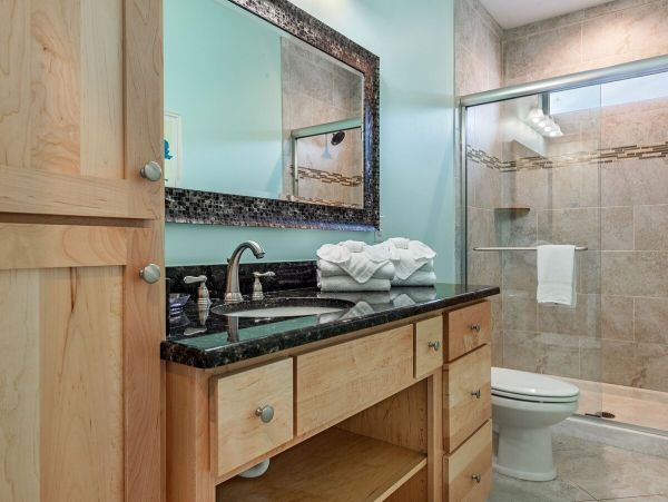 On Beach Gulf Shores Vacation Home Sleeps 56 Guests