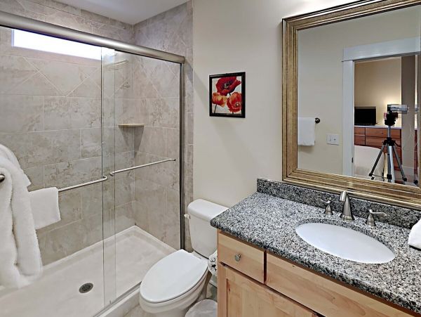 On Beach Gulf Shores Vacation Home Sleeps 56 Guests