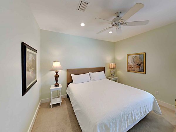 On Beach Gulf Shores Vacation Home Sleeps 56 Guests
