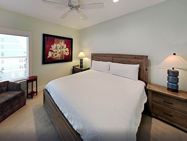 On Beach Gulf Shores Vacation Home Sleeps 56 Guests