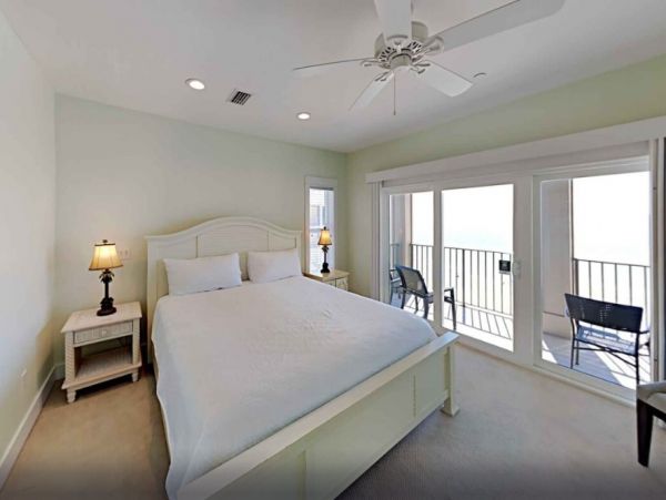 On Beach Gulf Shores Vacation Home Sleeps 56 Guests