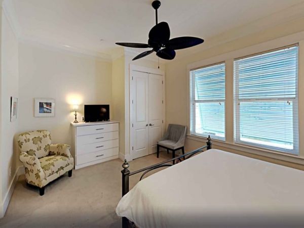 On Beach Gulf Shores Vacation Home Sleeps 56 Guests