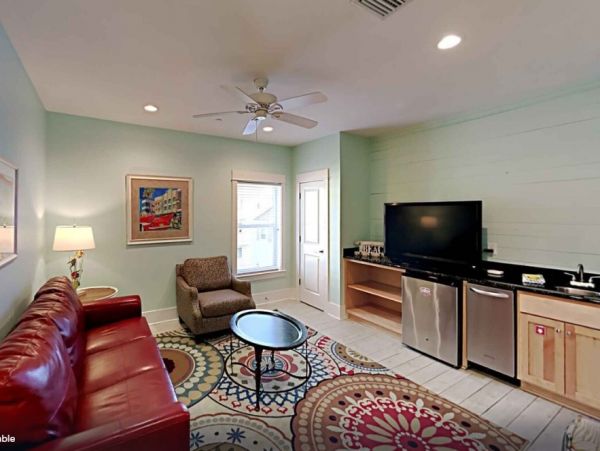 On Beach Gulf Shores Vacation Home Sleeps 56 Guests