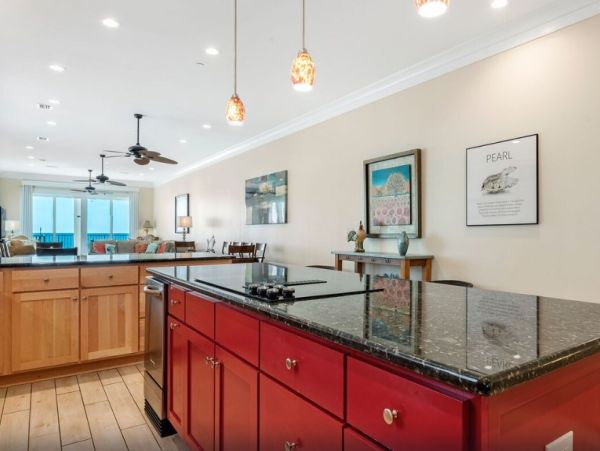 On Beach Gulf Shores Vacation Home Sleeps 56 Guests