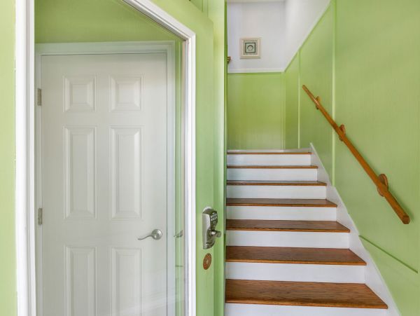 Spacious Stroll To Beach Access Vacation Home