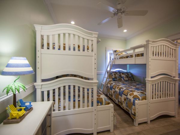 Beach House with Private Pool Can Sleep 44!