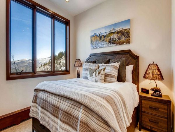 Mountain 3 Bedroom Luxury Condo Ski In-Ski Out Beaver Creek