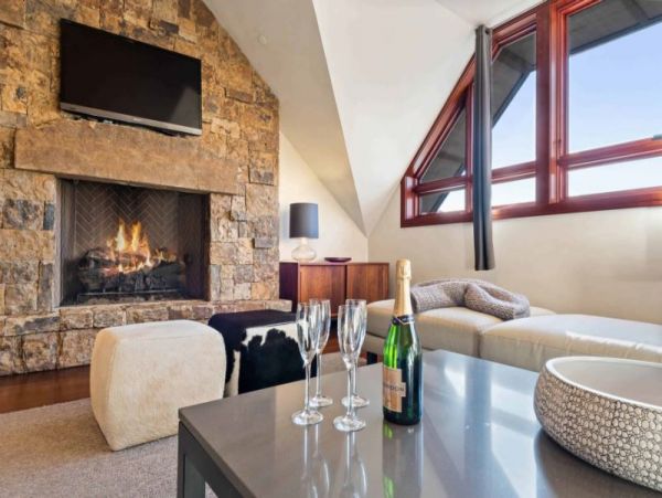 Three Plus Den Vail Luxury Penthouse